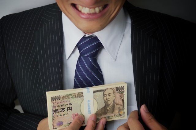 ヤミ金業者は金をせしめてほくそ笑む。橋本市の弁護士や司法書士への無料相談に一歩踏み出す